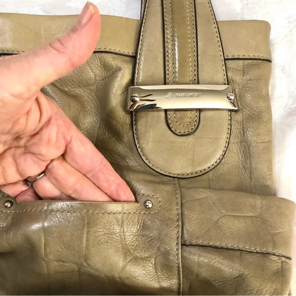 B. Makowsky Large Soft Croc Design Leather Shoulder Hobo Side Pocket Handbag